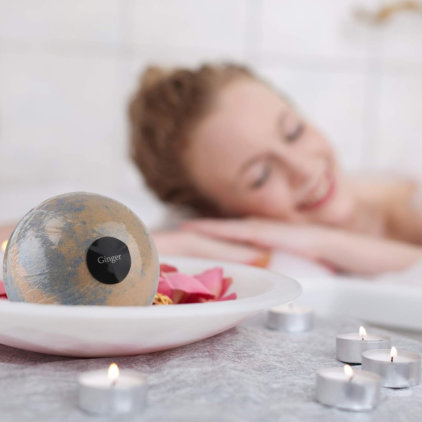 Luxury Bath Bombs - Gift Set of 24 Bathbombs with Organic Essential Oils 